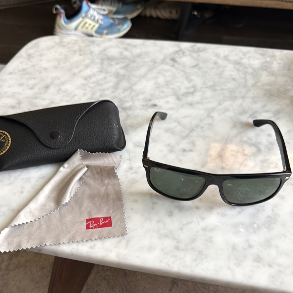 Ray-Ban Black “ boyfriend” polarized  Sunglasses